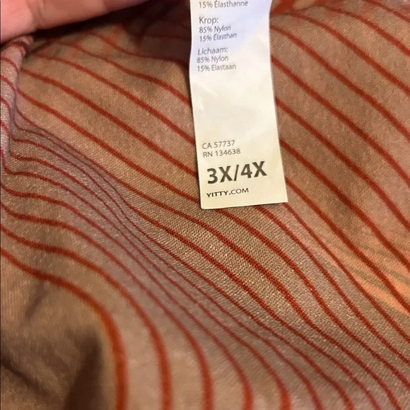 YITTY Red and Tan Geometric long sleeve Bodysuit. - Picture 2 of 5